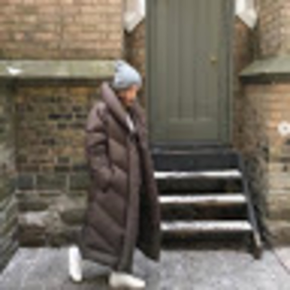 Meet your Posher, Shannon - Picture 1 of 1